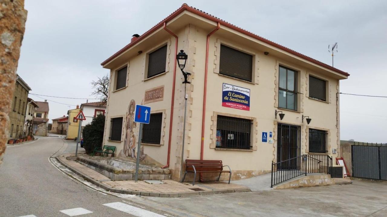 Albergue El Camino De Santovenia Сантовения-де-Ока Экстерьер фото